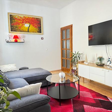 מליני Holiday Home Lungo Mare מראה חיצוני תמונה