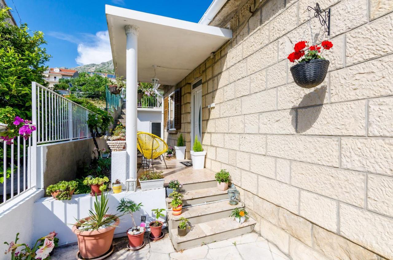 מליני Holiday Home Lungo Mare מראה חיצוני תמונה