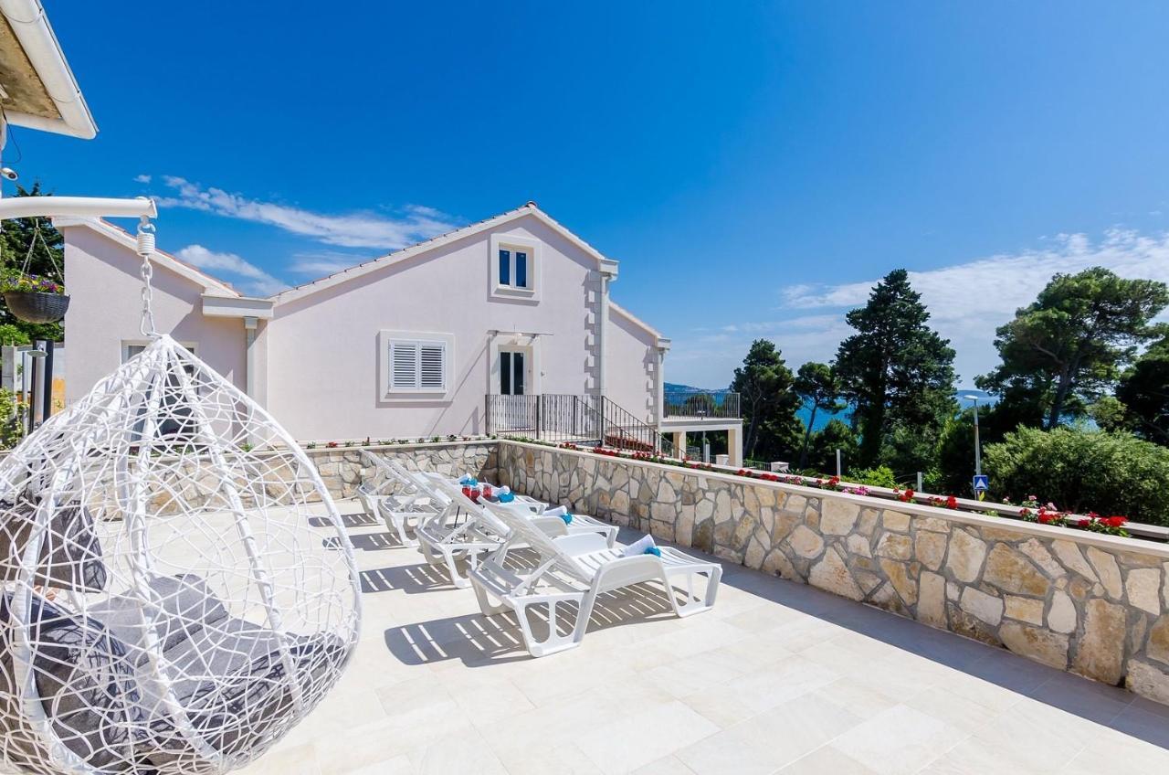 מליני Holiday Home Lungo Mare מראה חיצוני תמונה