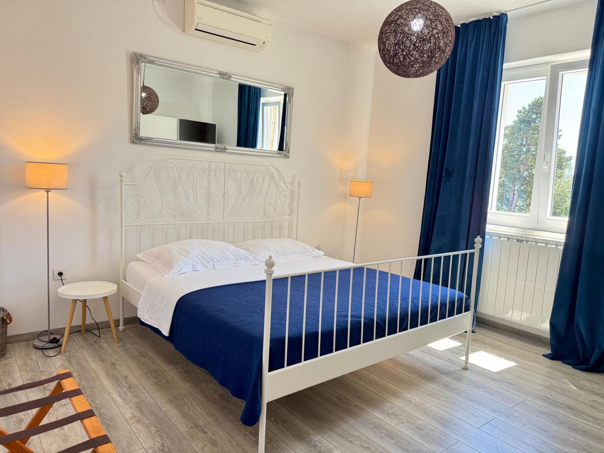 מליני Holiday Home Lungo Mare מראה חיצוני תמונה