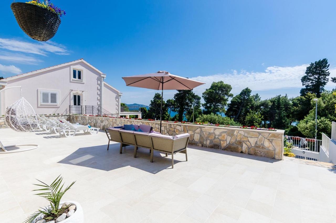 מליני Holiday Home Lungo Mare מראה חיצוני תמונה